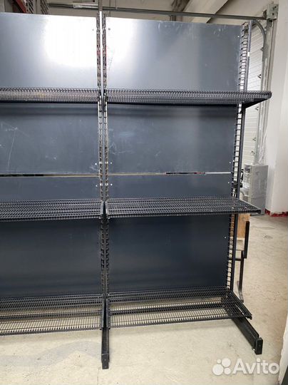 Стеллажи металлические пристенные
