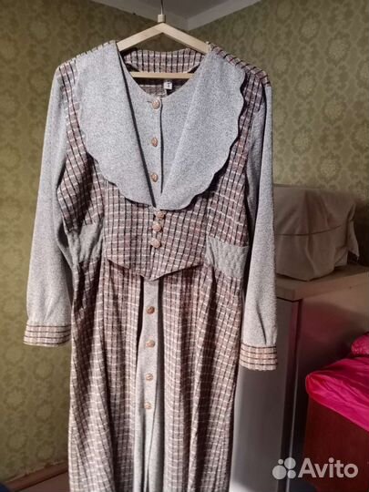 Отдам женские вещи 48-50-52-54 разм