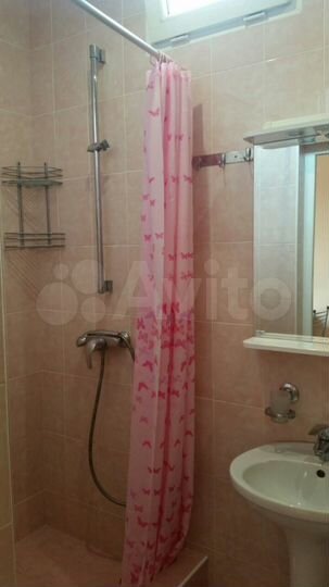 Комната 37 м² в 1-к., 2/3 эт.