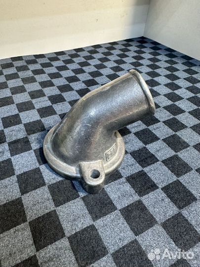 Крышка корпуса термостата Волга,уаз 402