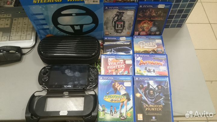 Игры PS Vita + флешка 32gb +аксы