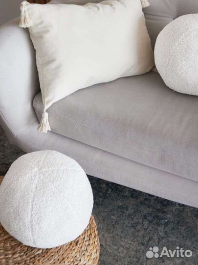 Декоративная подушка круглая