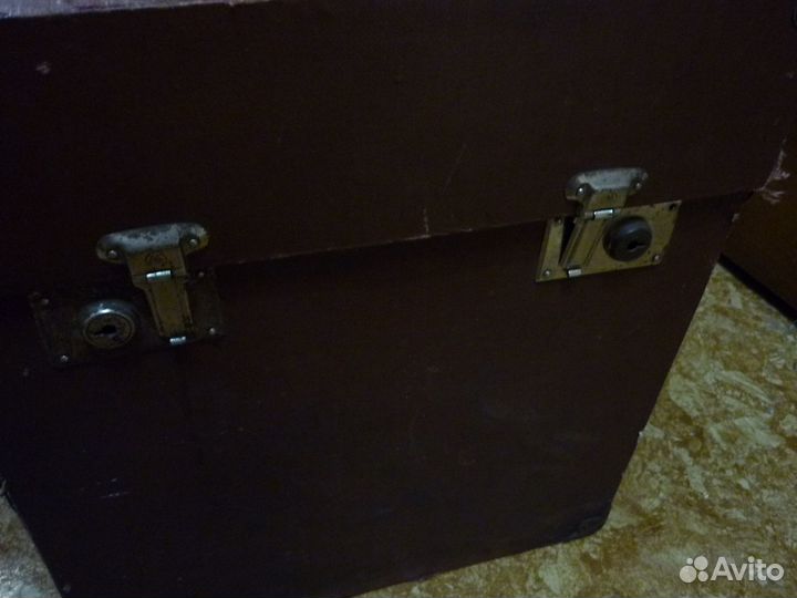 Саквояж СССР, вертик., чемодан РСФСР большой