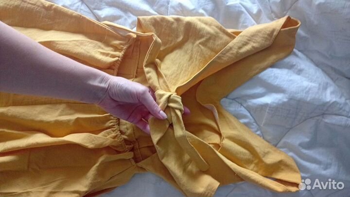 Комбинезон жёлтый лето с открытой спиной 44-46