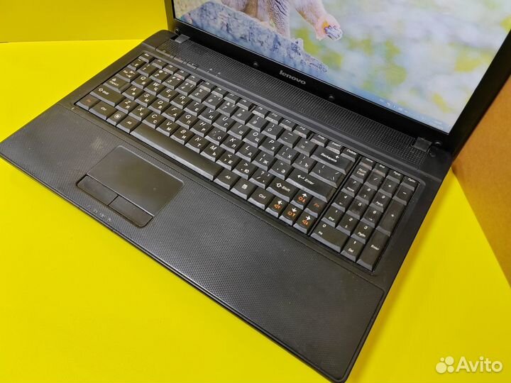 Игровой ноутбук Lenovo c i3 / ssd / 6 gb