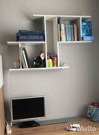 Полка настенная