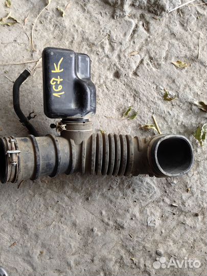 Патрубок Паджеро