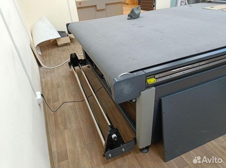 Планшетный режущий плоттер T-CUT DC 3235