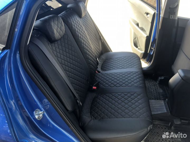 Авточехлы из экокожи на Хендай Крету с установкой