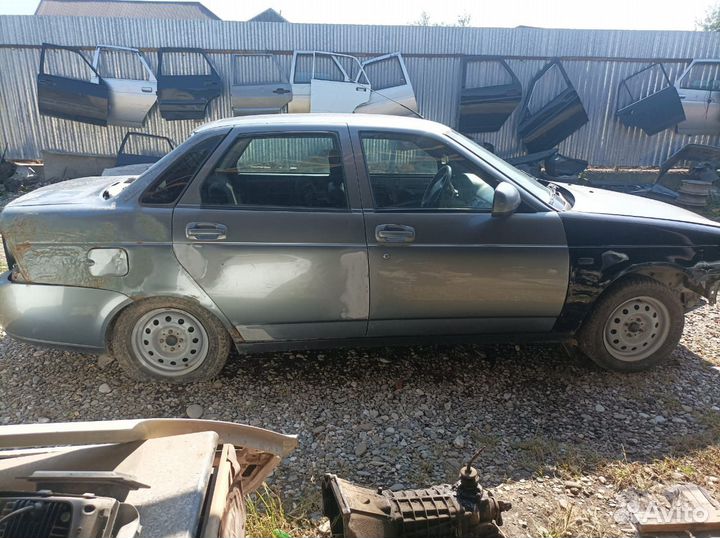 Приора на разбор