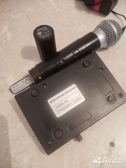 Радиомикрофон shure SH-200