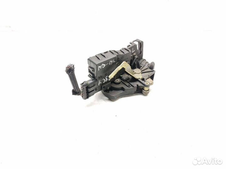 Замок двери задней левой Mercedes-Benz M-Класс