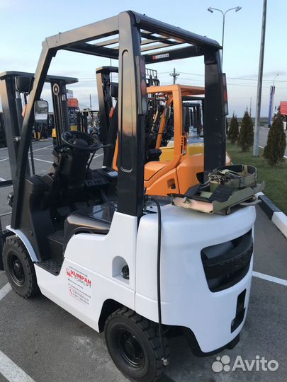 Вилочный погрузчик Nissan PL02, 2009