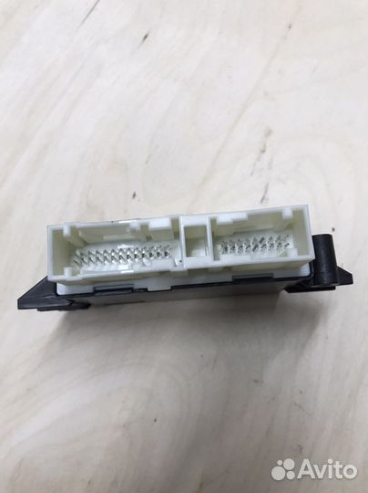 Блок парктроника Tiguan 2