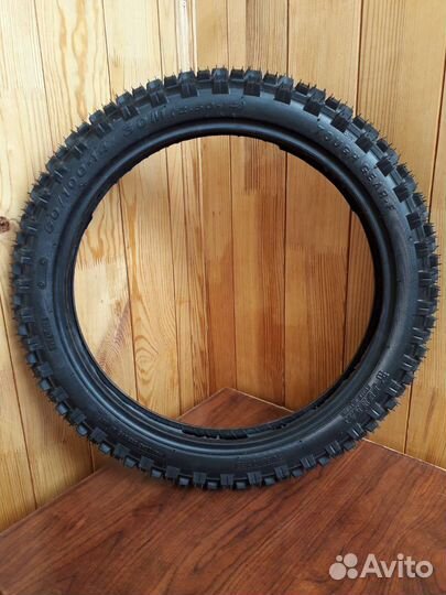 Покрышка внедорожник 18