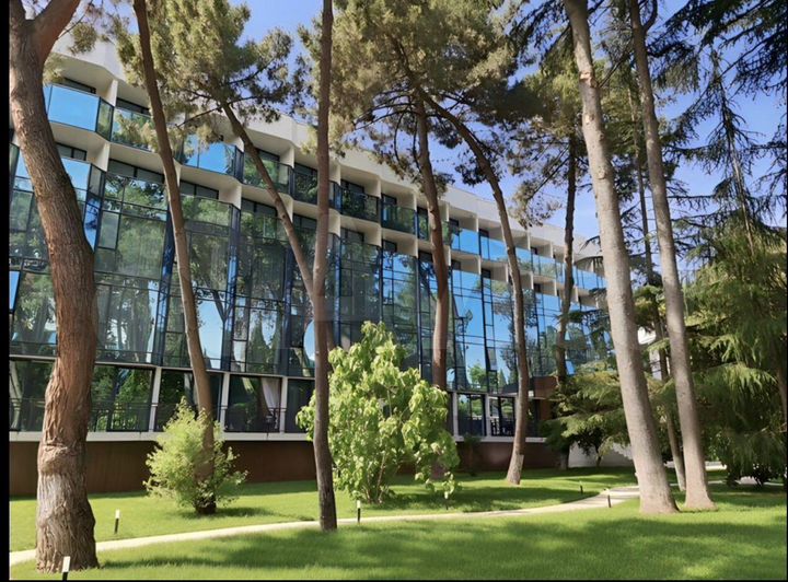 2-к. квартира, 70 м², 3/3 эт.