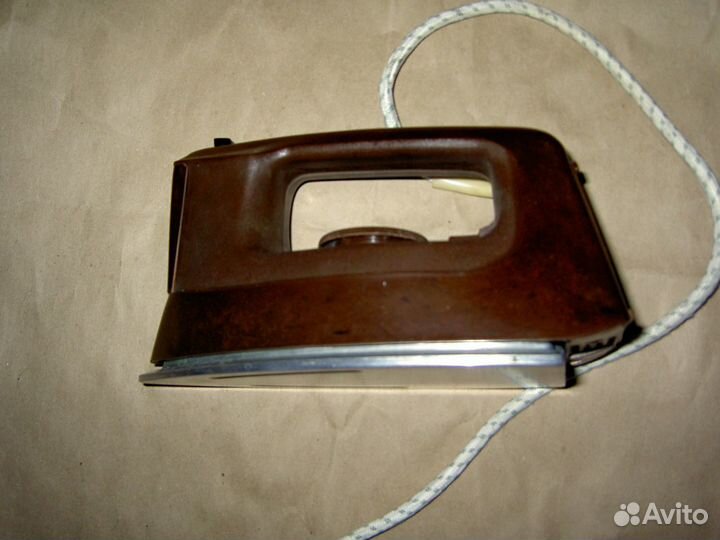 Утюг Советский