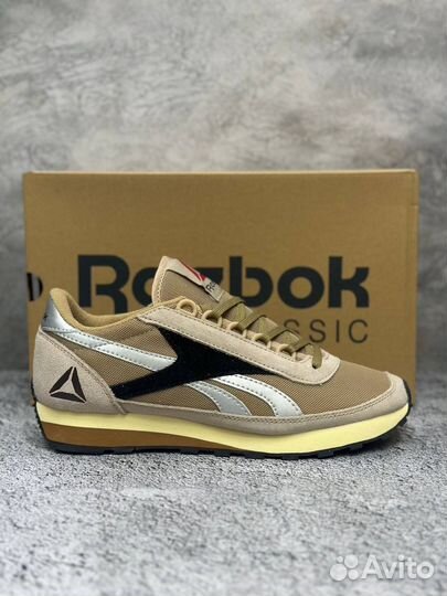 Кроссовки Reebok classic