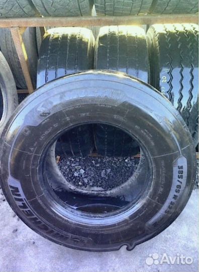 Michelin X multi HL Z 385/65