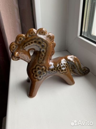 Фарфоровая статуэтка конь СССР