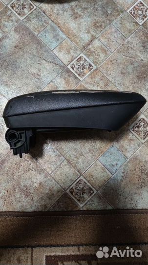 Подлокотник kia ceed