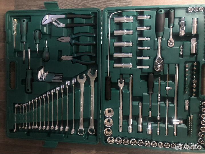 Набор инструментов 143 предмета