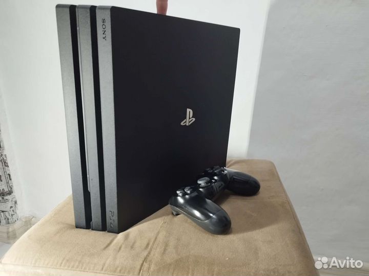 Sony PS4 pro 1tb