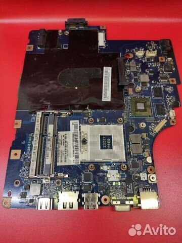 Lenovo Z560 (niwe2 LA-5752P rev:1.0)