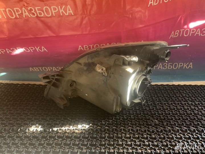 Фара правая Honda CR-V