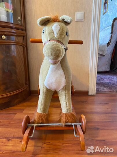 Детская лошадка качалка