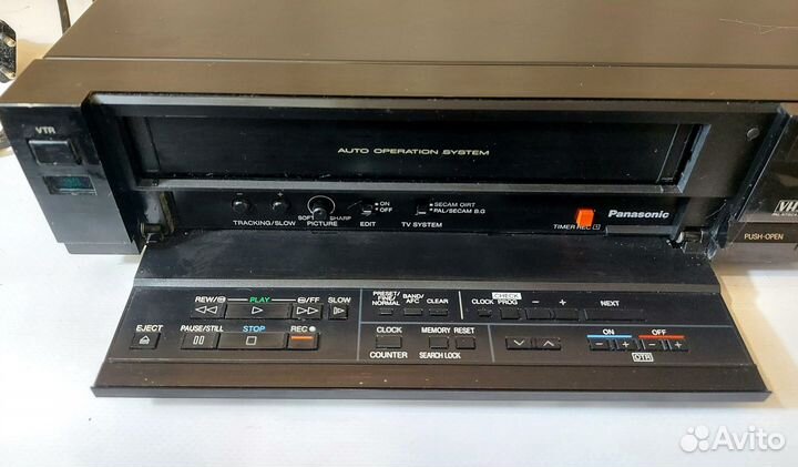 Видеомагнитофон 