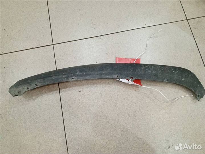 Накладка переднего бампера правая Ford Focus 3 20