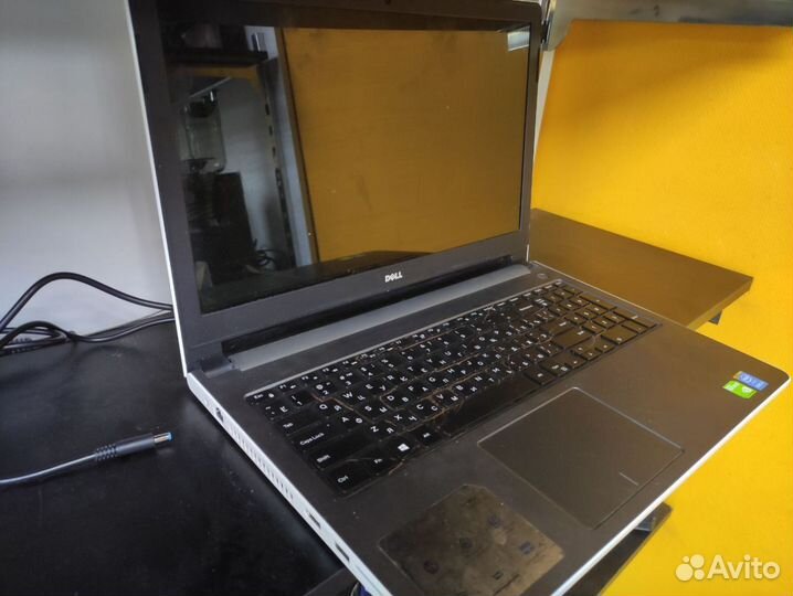 Ноутбук dell ttyfja00