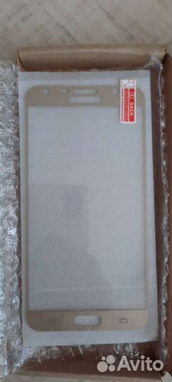 Защитное стекло на samsung J7 neo