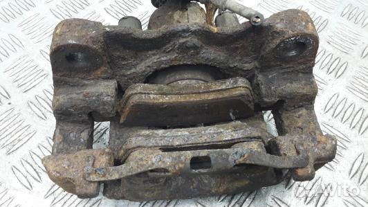 Суппорт тормозной задний правый volkswagen touareg