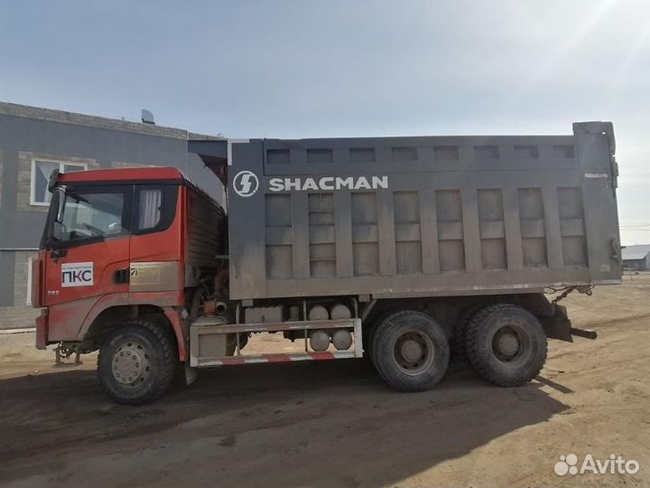 Shacman (Shaanxi) SX32586T384C, 2021