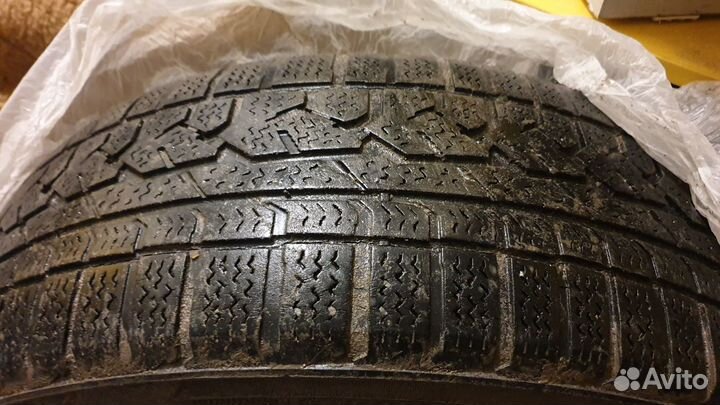 Kumho I'Zen RV ASYMMETRIC 235/65 R17 108H