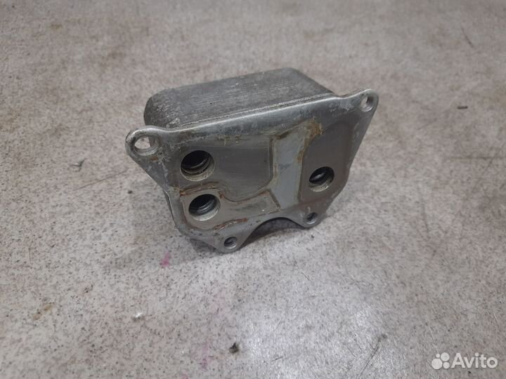 Радиатор масляный для 2.0 tfsi ccta VW Passat CC