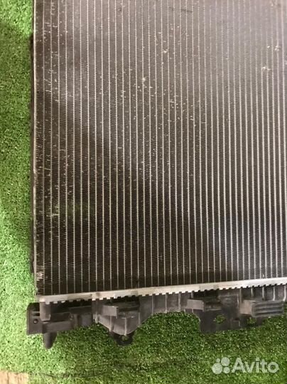 Радиатор охлаждения двигателя volvo s60 2 1.6 t