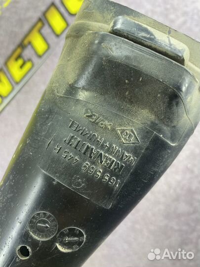 Патрубок воздушного фильтра Ларгус Логан 8V Сандер