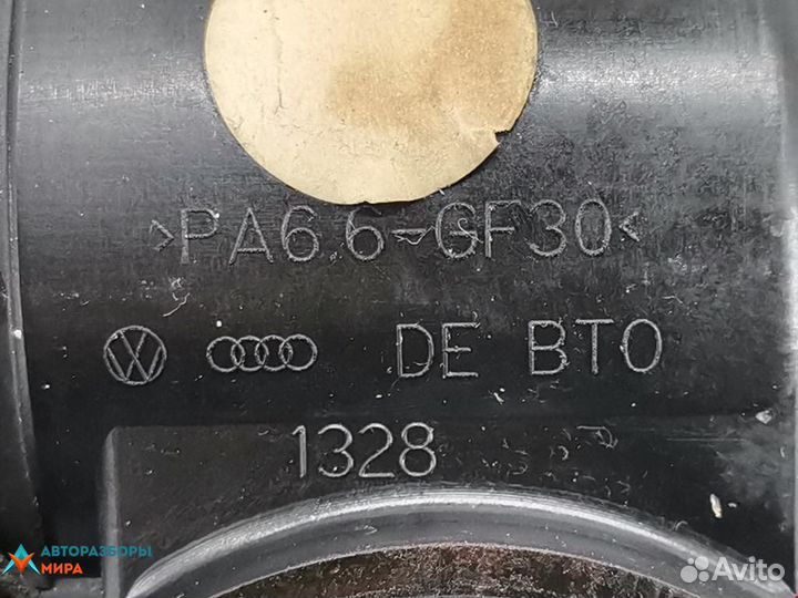 Корпус термостата Audi A4 B7 2007 06D121111G