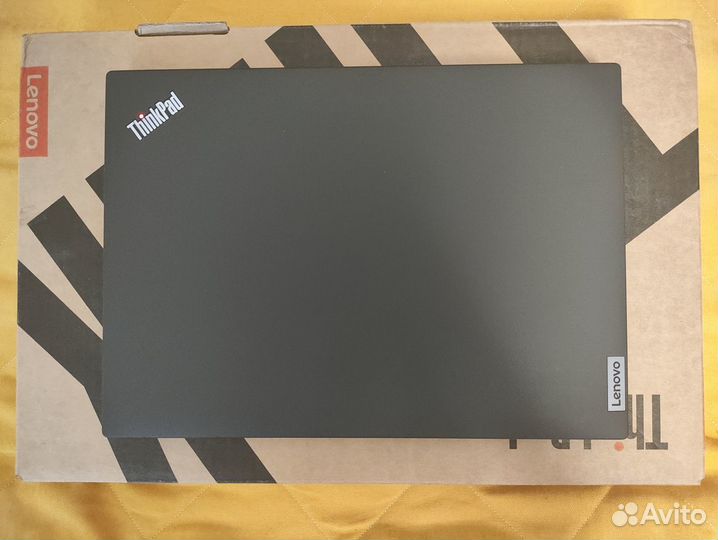 Lenovo ThinkPad T14 Gen 4 AMD Ryzen 5 16/256