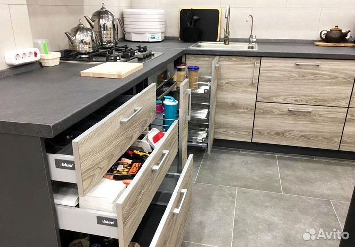 Кухня на заказ. Доставка и сборка