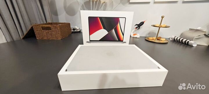 Macbook pro 14 m1 16 512