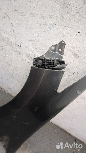 Крыло Honda Insight 2009, 2010