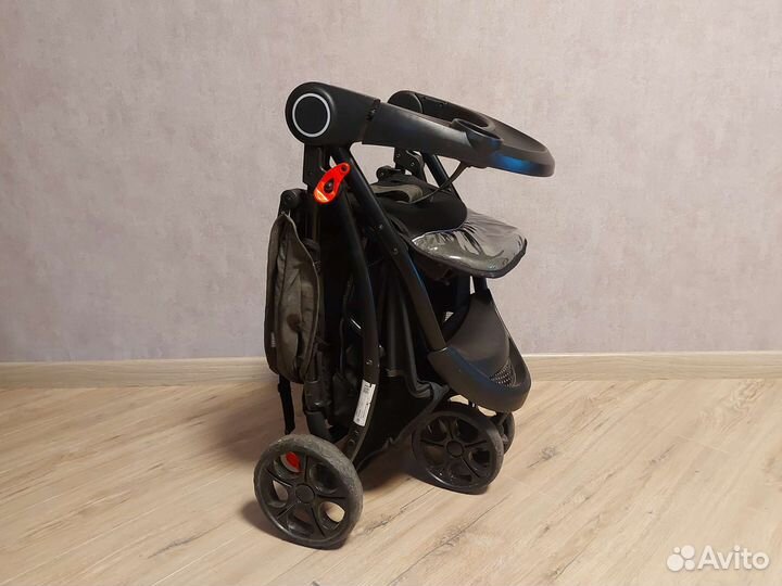 Коляска детская