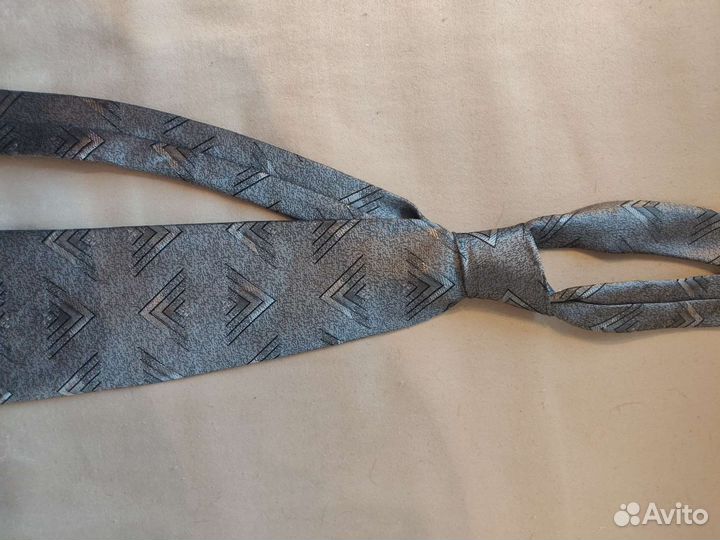 Галстук мужской