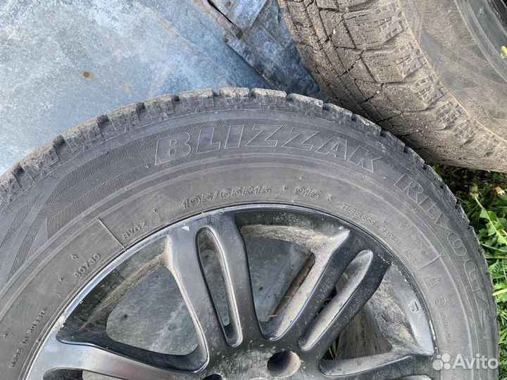 Bridgestone Blizzak Revo GZ 195/65 R15 91S