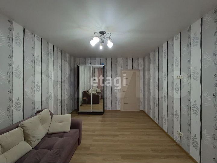 2-к. квартира, 90 м², 5/16 эт.