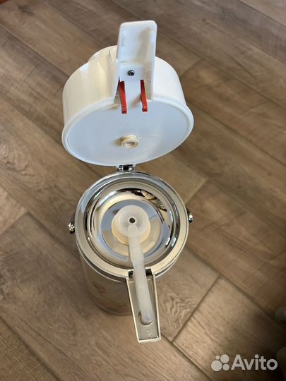 Термос китайский времён СССР с помпой